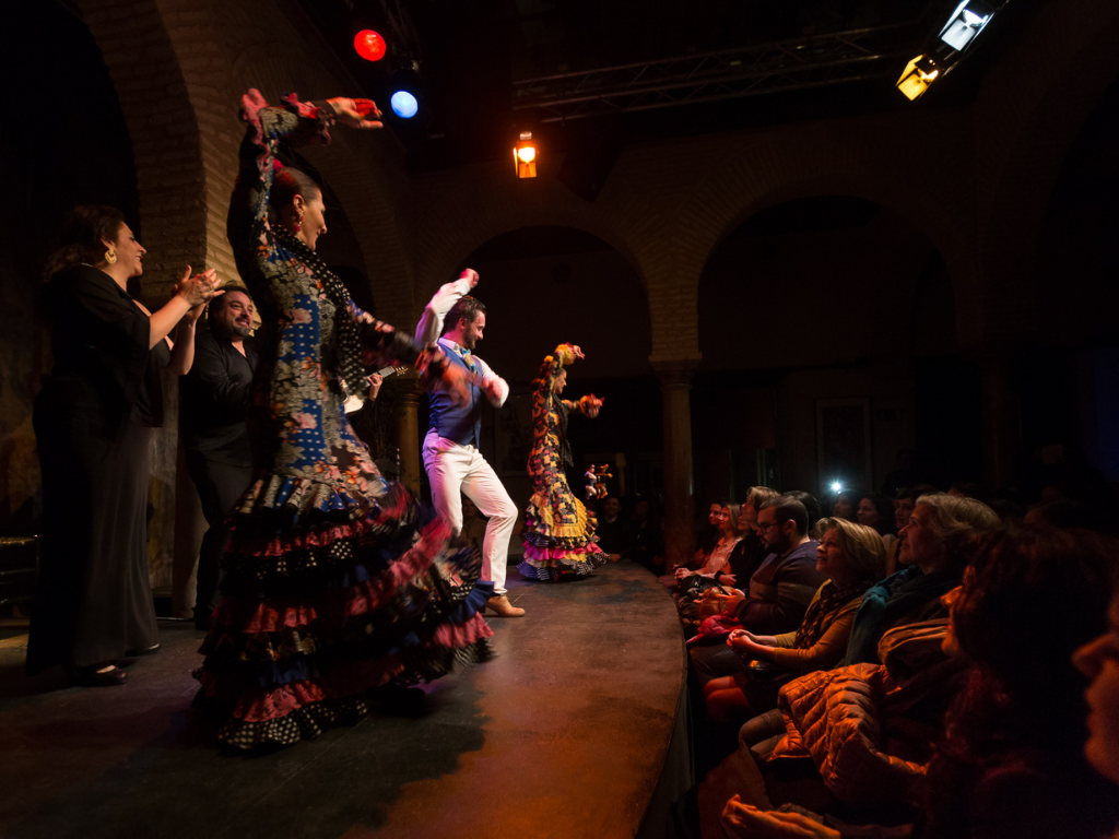 EXCLUSIVIDAD - Espectáculo Patio Flamenco